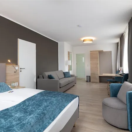Zur Alten Post Hotel 3*