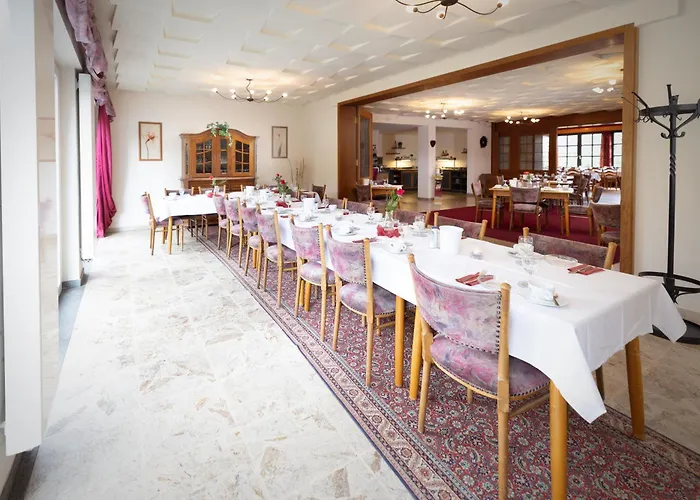 Zur Alten Post Hotel 3*